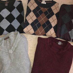 Dockers Men Long Sleeve Sweaters: argyle and solid, size medium